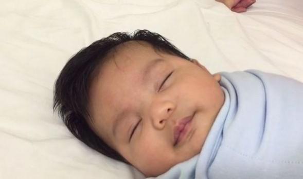 Baby sleeps after the tissue trick Sleeping Baby
