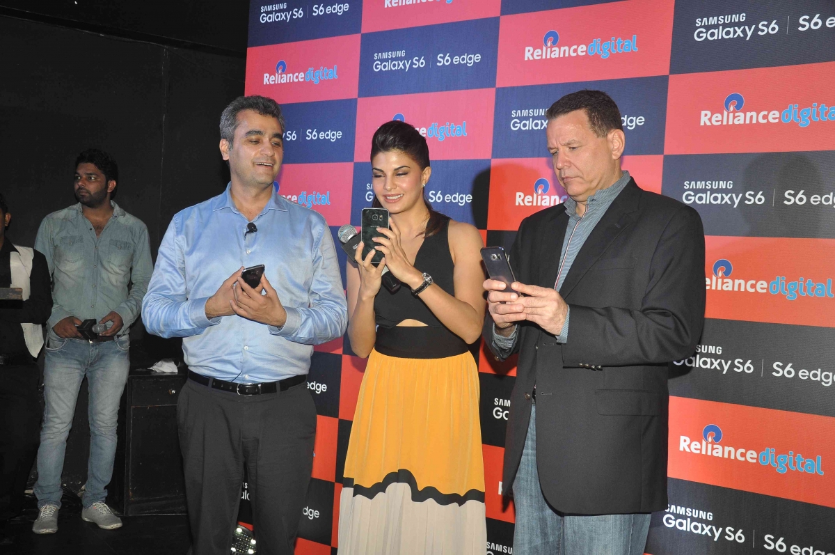 Jacqueline Fernandez and others at the launch of Samsung Galaxy S6 and S6 Edge Jacqueline Fernandez at the launch of Samsung Galaxy S6 and S6 Edge