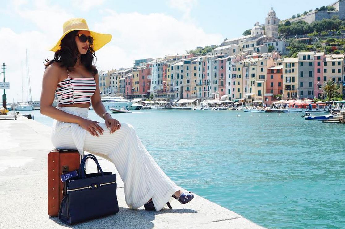 First Look of Priyanka Chopra in 'Dil Dhadakne Do' 'Dil Dhadakne Do'