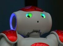japanese-bank-starts-using-pint-sized-robot-as-bank-teller