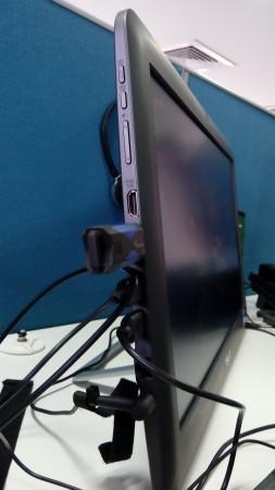 ASUS ET-2040 AIO Ports ASUS ET-2040 AIO Ports