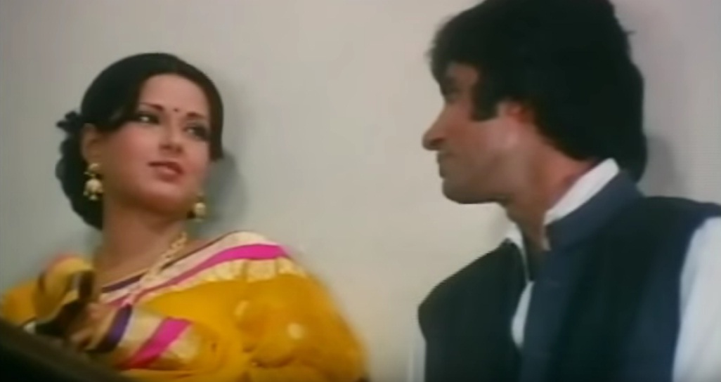 Amitabh Bachchan and Moushumi Chatterjee in 'Manzil'