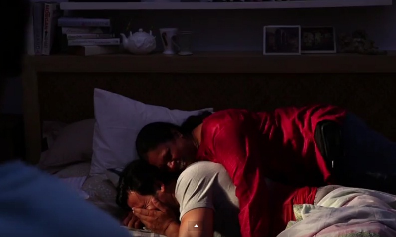 Making of 'Gabbar Is Back': Akshay Kumar is Taught To Romance Kareena Kapoor Khan