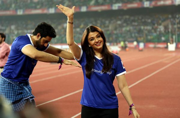 Rare Picture of Aishwarya Rai and Abhishek Bachchan