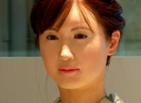 tokyo-lifelike-humanoid-robot-woman-chihiraaico-directs-customers-around-department-store