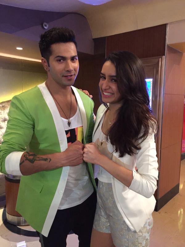 'ABCD 2': Varun Dhawan, Shraddha Kapoor Charm at Trailer Launch 'ABCD 2': Varun Dhawan, Shraddha Kapoor Charm at Trailer Launch