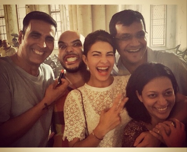 Alia Bhatt, Shraddha Kapoor, Sidharth Malhotra and Other Bollywood Celebs' Latest Candid Shots [PHOTOS]