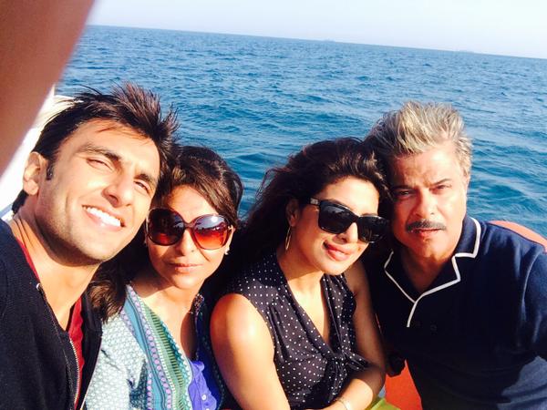 Alia Bhatt, Shraddha Kapoor, Sidharth Malhotra and Other Bollywood Celebs' Latest Candid Shots [PHOTOS]