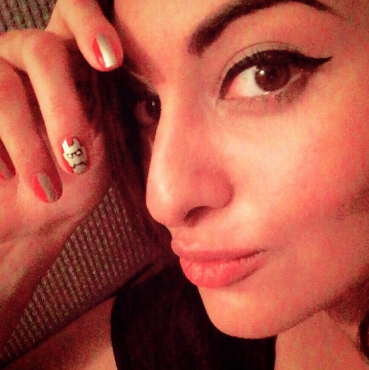 Sonakshi Sinha's 'Nailed' A Guinness World Record | HuffPost News
