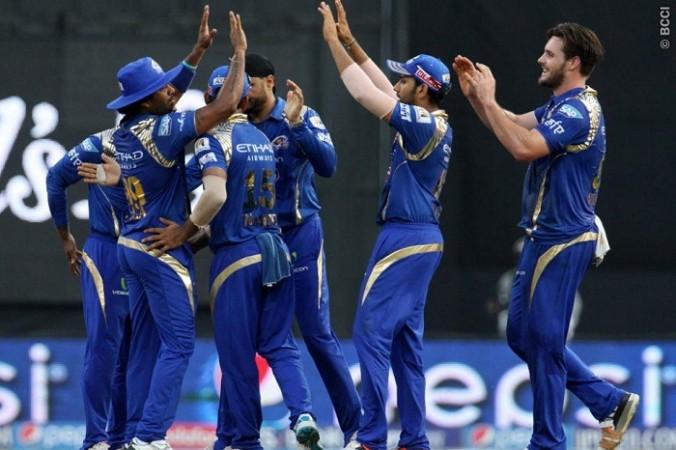 Mumbai Indians celebrate the crucial wicket of Shikhar Dhawan Mumbai Indians
