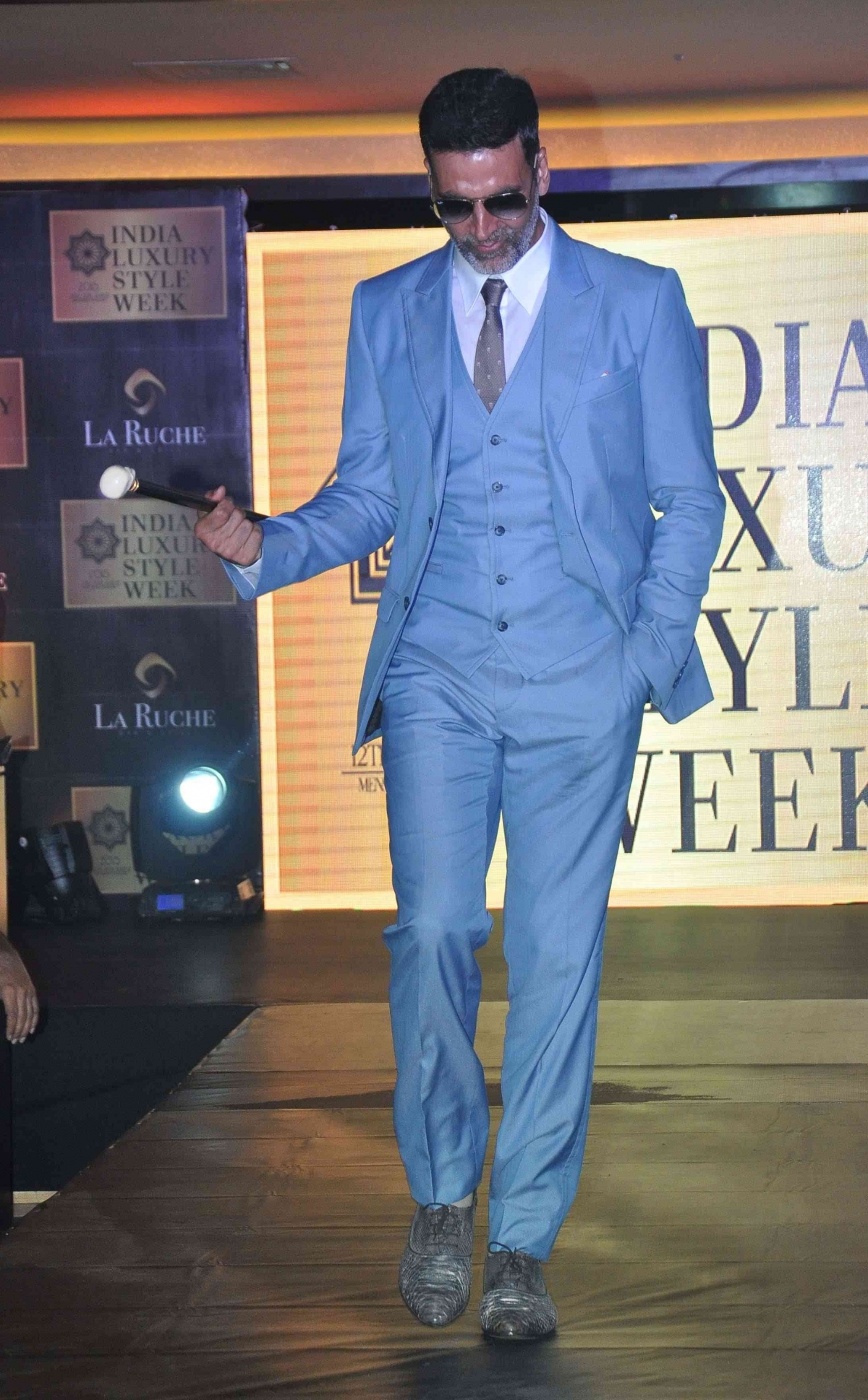 Akshay Kumar Walks The Ramp at The India Luxury Style Week 2015