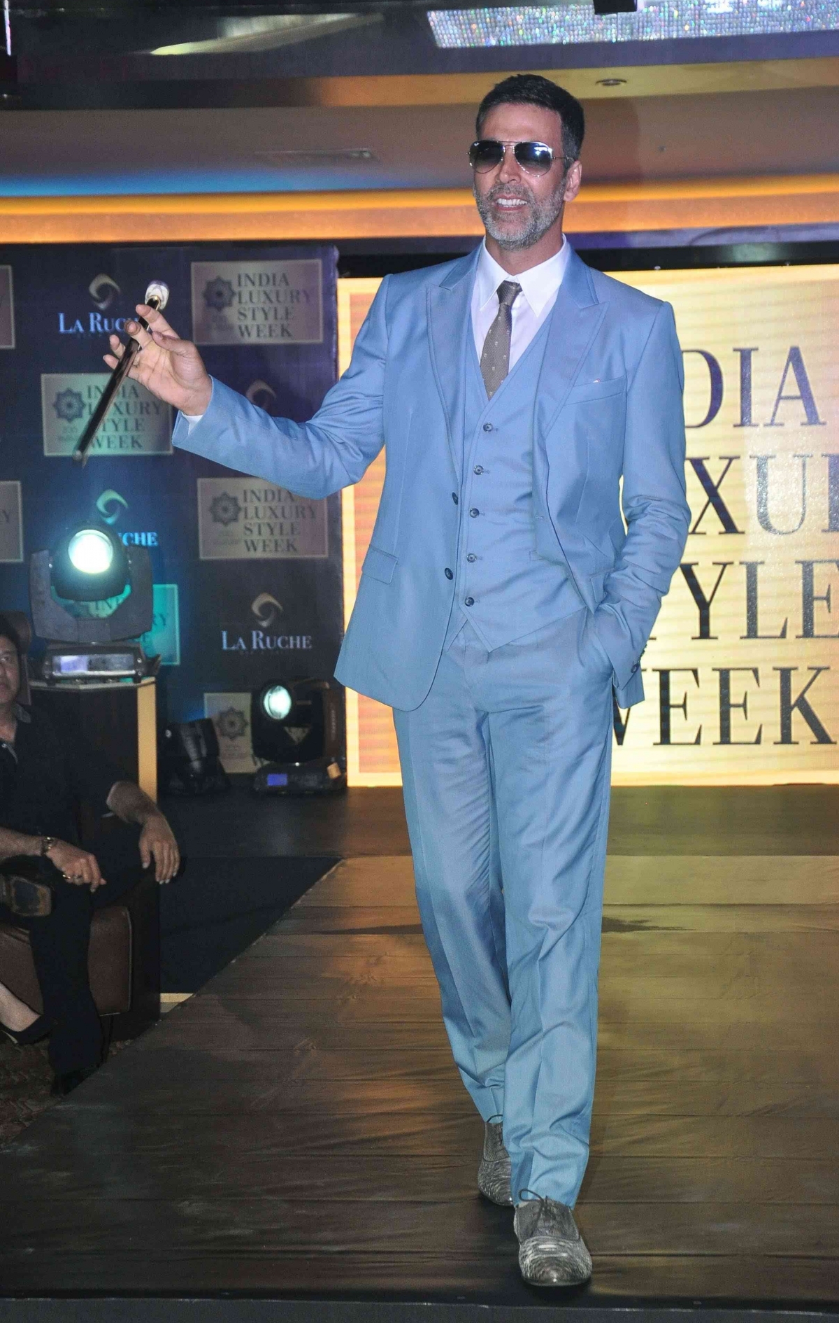 Akshay Kumar Walks The Ramp at The India Luxury Style Week 2015