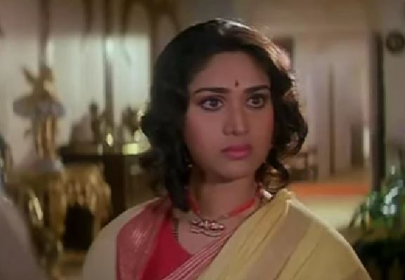 Dancing Queen Meenakshi Seshadri to Make a Comeback with Sunny Deol's 'Ghayal Once Again'
