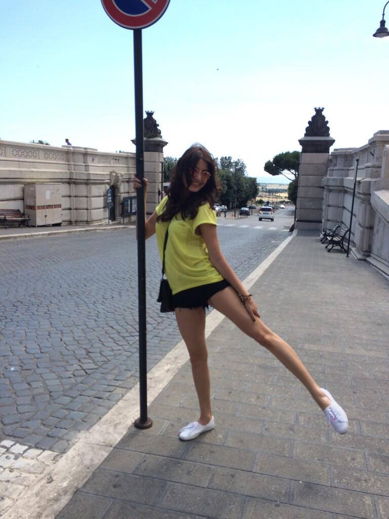 Anushka Sharma rare picture Anushka Sharma rare picture