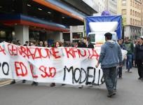expo-milano-2015-police-deployed-as-hundreds-of-students-protest-demanding-better-future