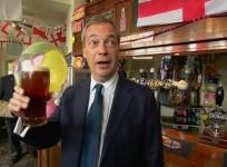 royal-baby-party-leaders-toast-to-birth-of-royal-baby-girl