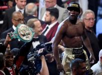 floyd-mayweather-cements-legacy-and-announces-retirement