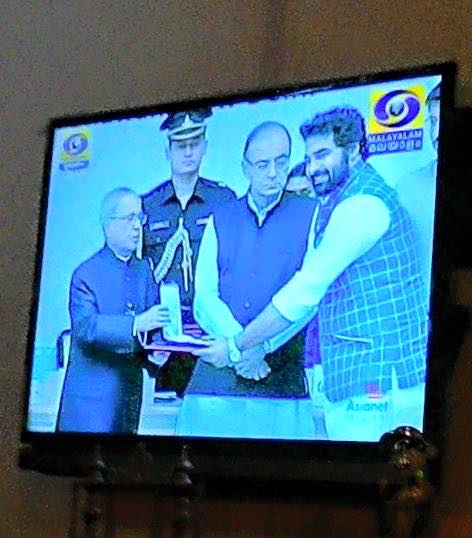Gopi Sunder receiving National Film Awards 2015 Gopi Sunder receiving National Film Awards 2015