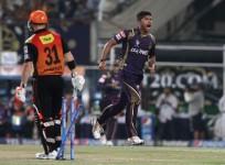 Umesh Yadav KKR David Warner SRH