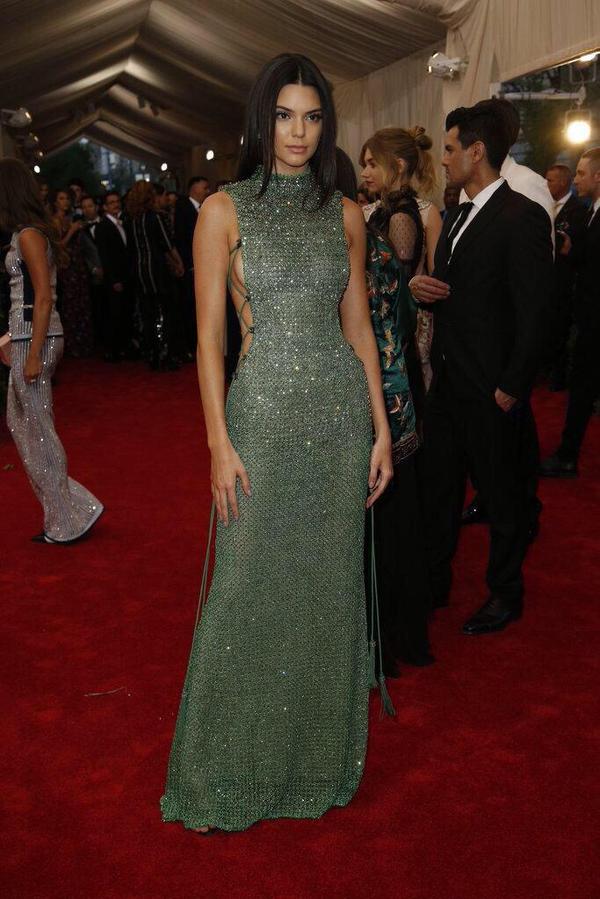 Met Gala 2015: Kendall Jenner Met Gala 2015