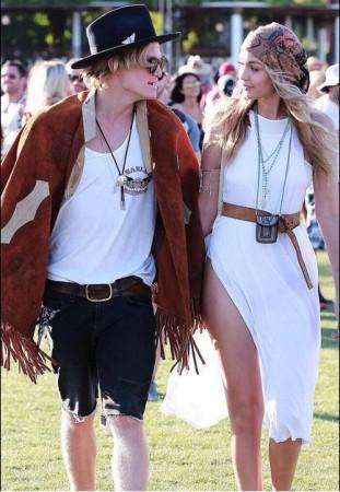 Gigi Hadid and Cody Simpsons in Coachella Gigi Hadid and Cody Simpsons