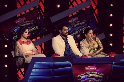 Poornima Indrajith, Bala and Sudha Chandran during the grand finale of Ugram Ujjwalam grand finale