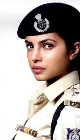 Priyanka Chopra's Look in 'Gangaajal 2' Priyanka Chopra's First Look in 'Gangaajal 2'