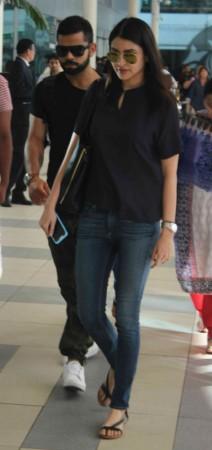 Anushka Sharma With Virat Kohli Anushka Sharma With Virat Kohli