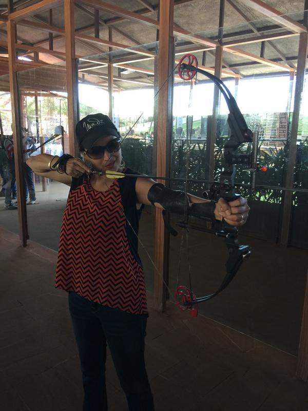 Rare Picture of Madhuri Dixit Nene