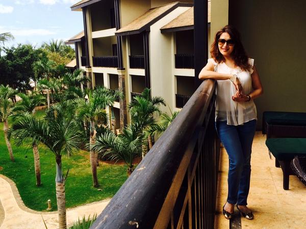 Rare Picture of Madhuri Dixit Nene