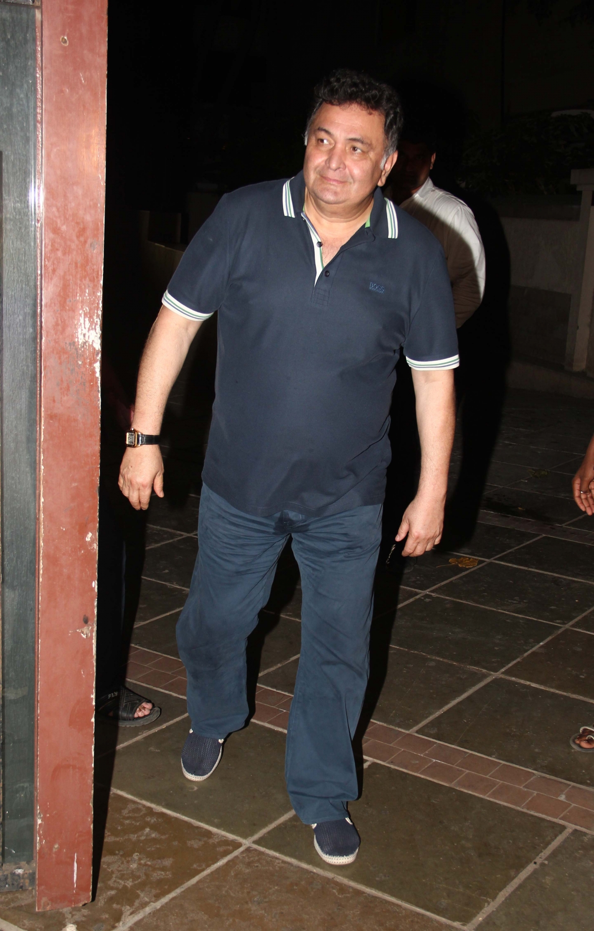 Rishi Kapoor Anushka Sharma, Arjun Kapoor and Other B-Town Celebs At Ranbir Kapoor's Residence