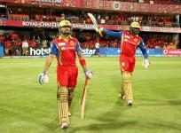 Virat Kohli Chris Gayle RCB