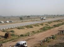 Mirage 2000 jet successfully landed on Yamuna expressway