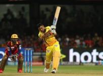 Dinesh Karthik RCB MS Dhoni CSK