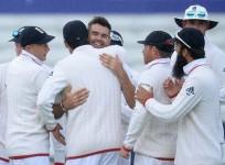 James Anderson 400th Wicket England