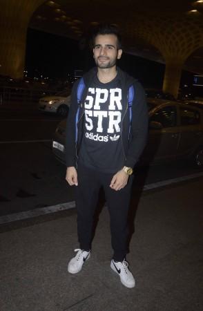 IIFA 2015: Bollywood Celebs Leaves for Malaysia: Karan Tacker IIFA 2015: Bollywood Celebs Leaves for Malaysia