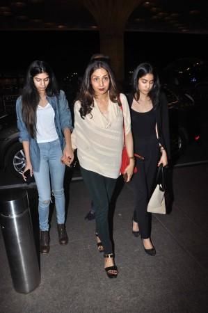 IIFA 2015: Bollywood Celebs Leave for Malaysia: Sridevi with family IIFA 2015: Bollywood Celebs Leave for Malaysia