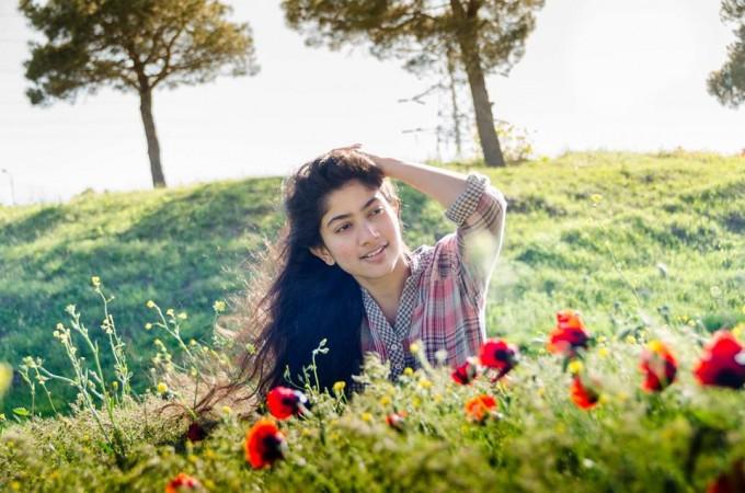 Malar Of Premam Becomes Fan Favourite Sai Pallavi S Dancing