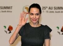 angelina-jolie-appeals-for-womens-rights-at-au-summit