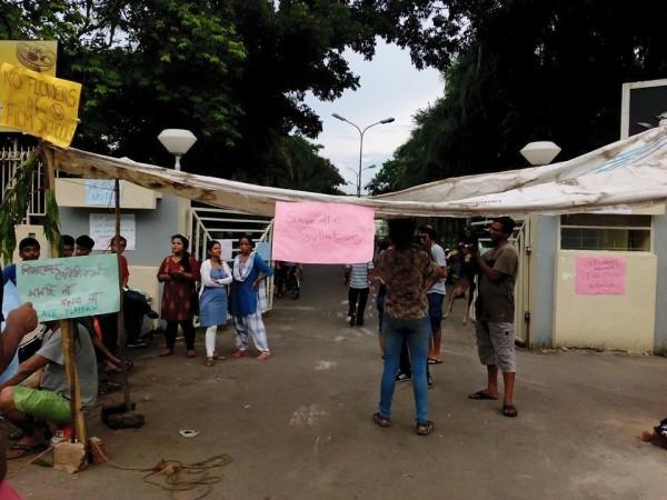 FTII protest