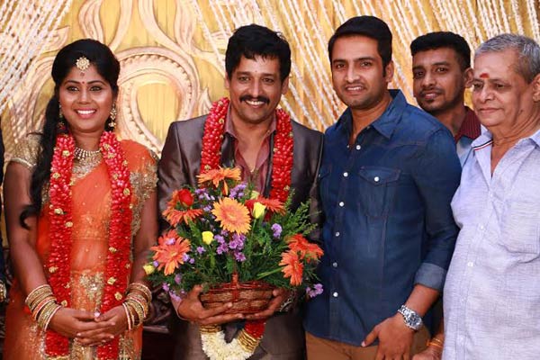 Santhanam at Vidharth-Gayathri Devi Wedding Reception. Santhanam at Vidharth-Gayathri Devi Wedding Reception.
