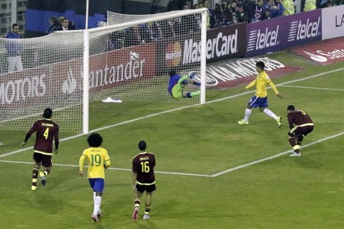 Brazil forward Roberto Firmino scores the winner against Venezuela in their Copa America 2015 match Roberto Firmino Brazil Venezuela Copa America 2015
