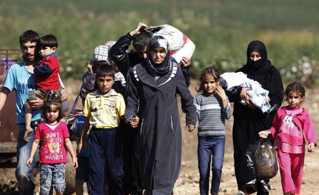 Hundreds of Syrian refugees have returned from Turkey