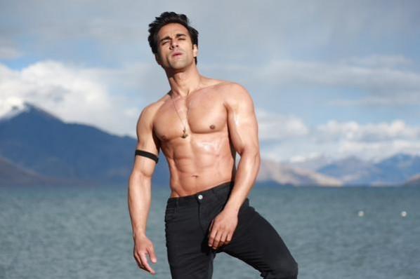 Pulkit Samrat's first look in Sanam Re Pulkit Samrat's first look in Sanam Re