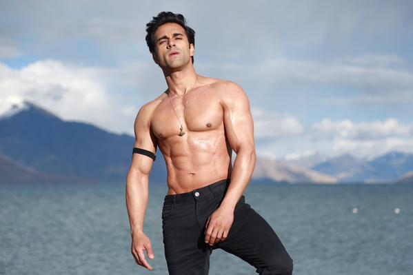 Pulkit Samrat's first look in Sanam Re