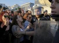 greece-thousands-rally-in-support-of-staying-in-euro-zone