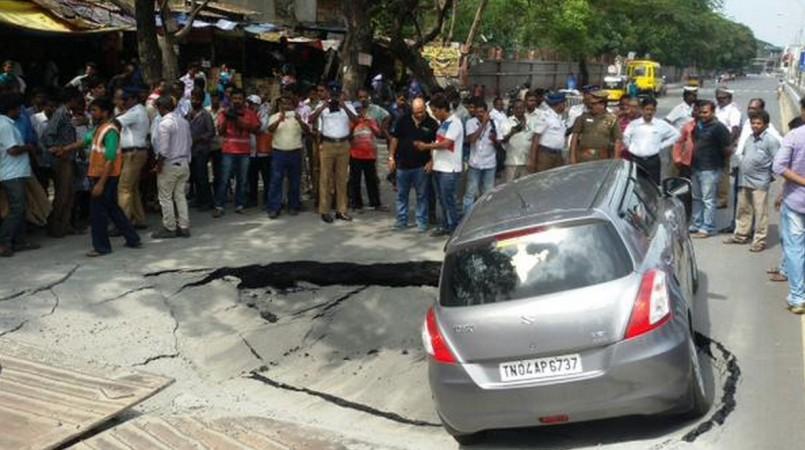 Road caves in Chennai