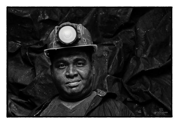 Ajith Turns Photographer for Appukutty