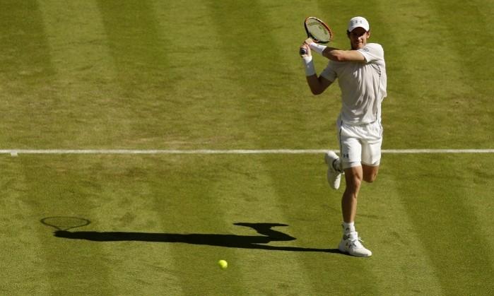 Andy Murray will want to keep the crowd happy with victory over Robin Haase in the second round of Wimbledon 2015 Andy Murray Wimbledon 2015 First Round