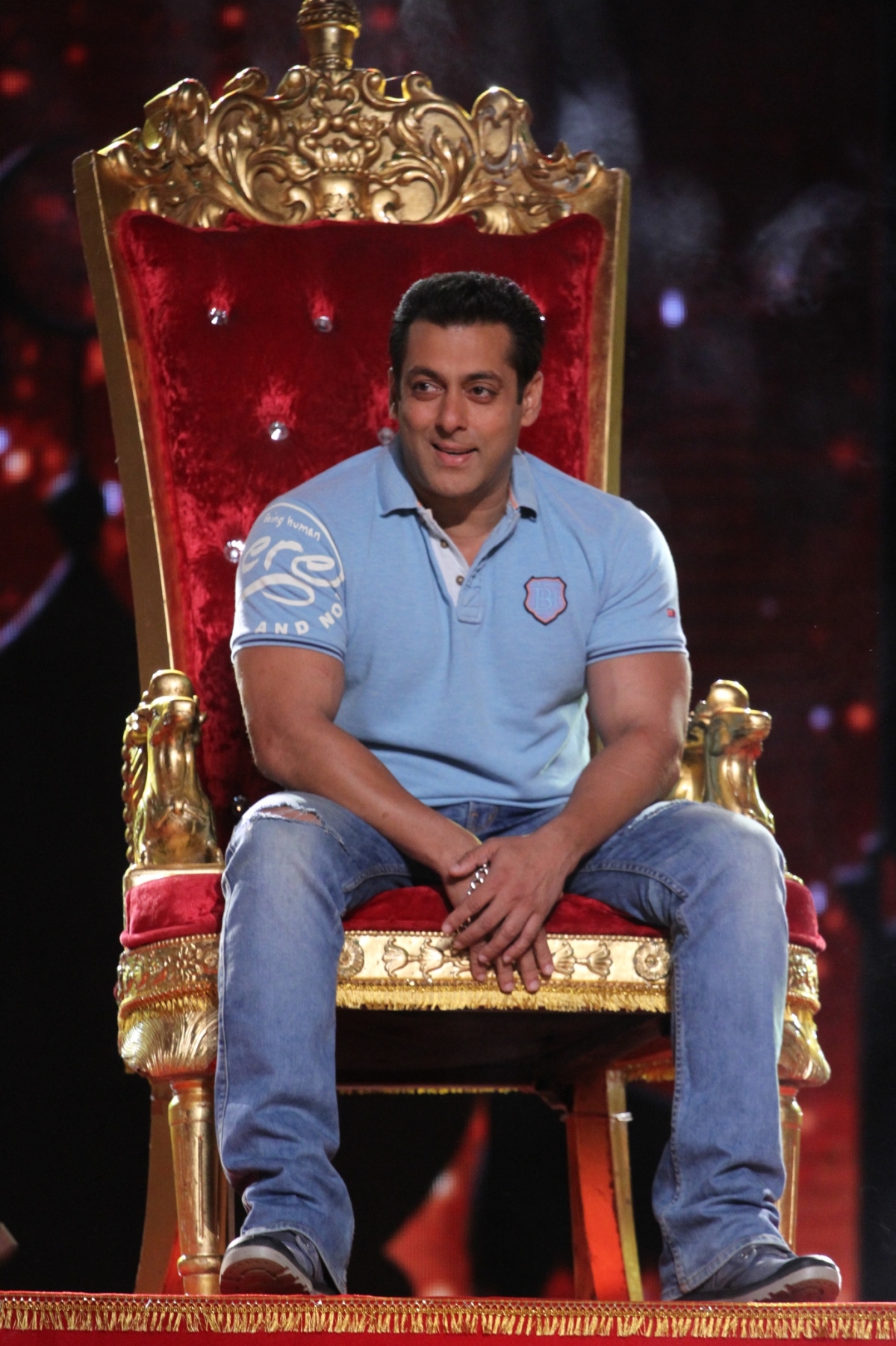 Salman Khan Promotes 'Bajrangi Bhaijaan' At Grand Premiere Of 'Dance India Dance 5'